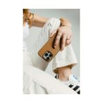 Nomad Modern Leather Case iPhone 16 Pro Max English Tan – Bild 13